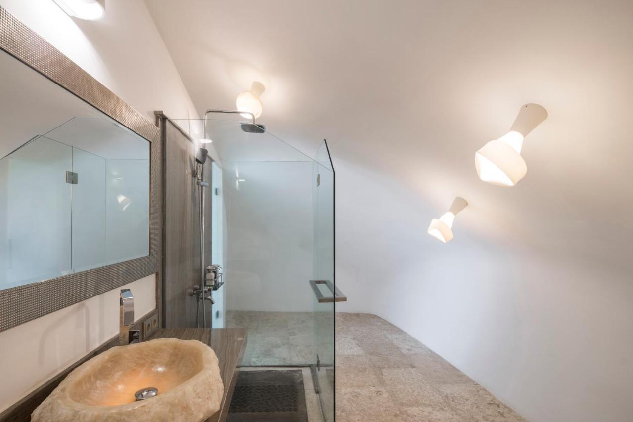 The Cloud Beachfront Villa Tabanan Екстер'єр фото