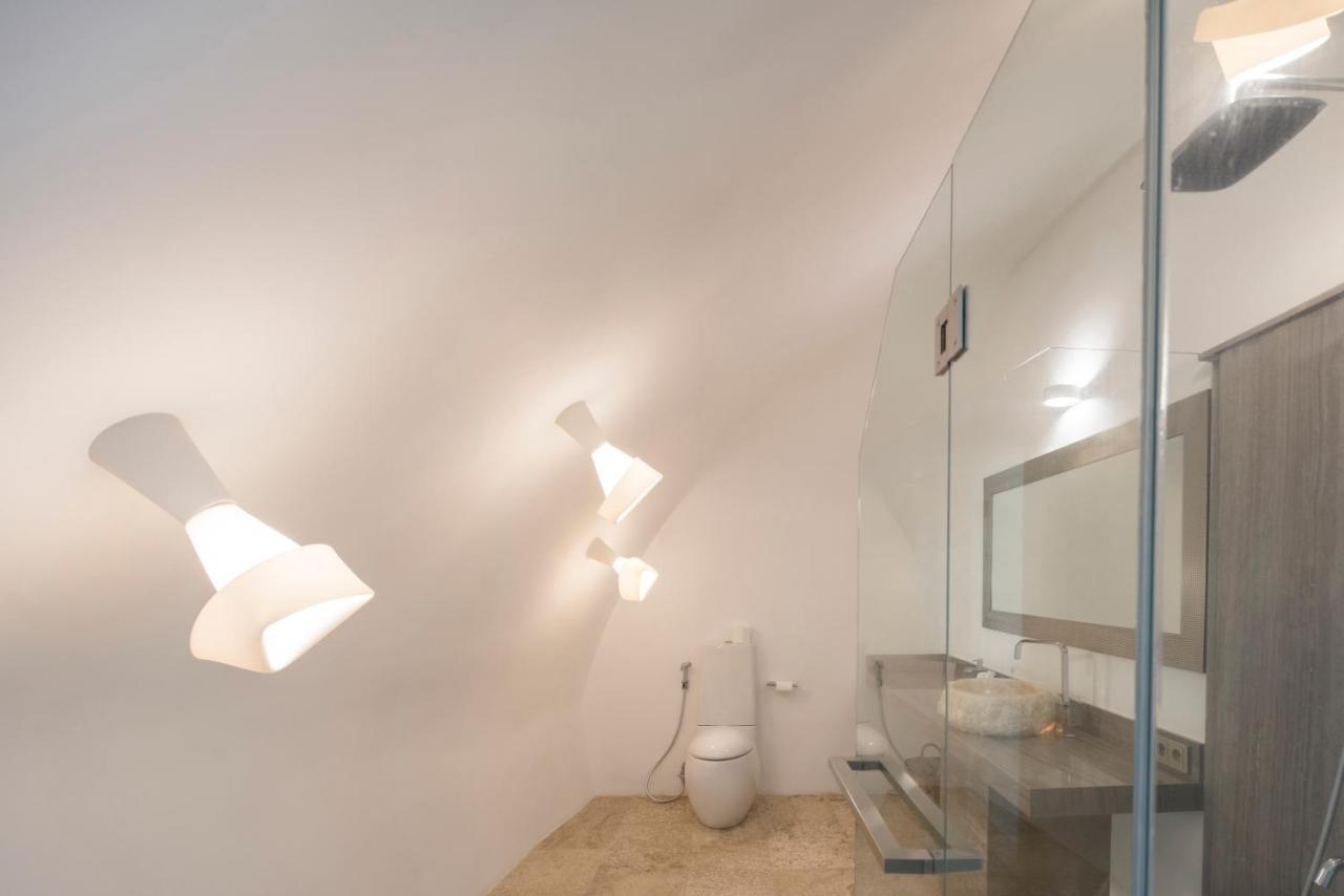 The Cloud Beachfront Villa Tabanan Екстер'єр фото